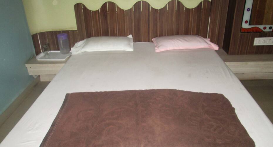 Hotel Amaltas Palace, Barwah 4